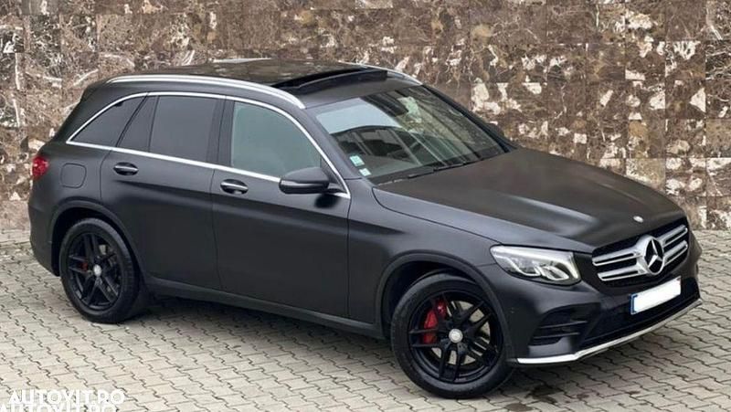 Second-hand Mercedes GLC250 204 CP (150 kW) 2016 Culoarenegru SUV