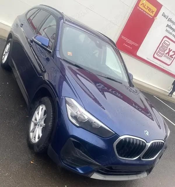 Albastru Utilizat 2019 BMW X1 SUV | 16.000 EUR (Preț OK) - Imagine 1/4