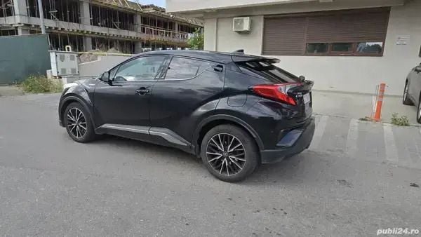 Negru Utilizat 2017 Toyota C-HR Business Edition SUV | 17.250 EUR (Preț bun) - Imagine 1/4