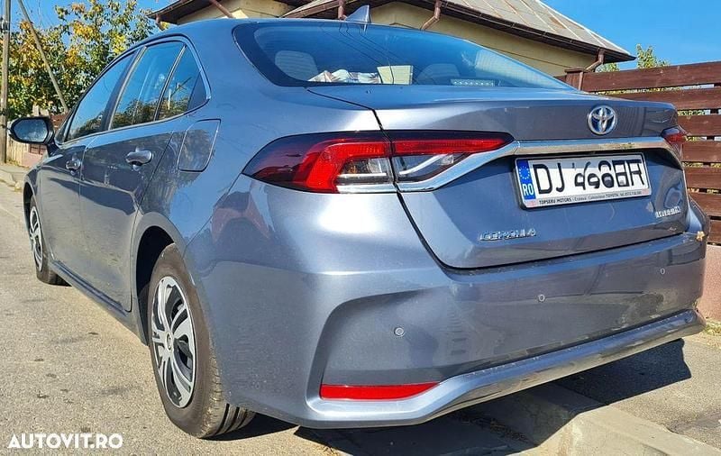 Second-hand Toyota Corolla Business Edition 122 CP (89 kW) 2020 Culoaregri Berlinǎ