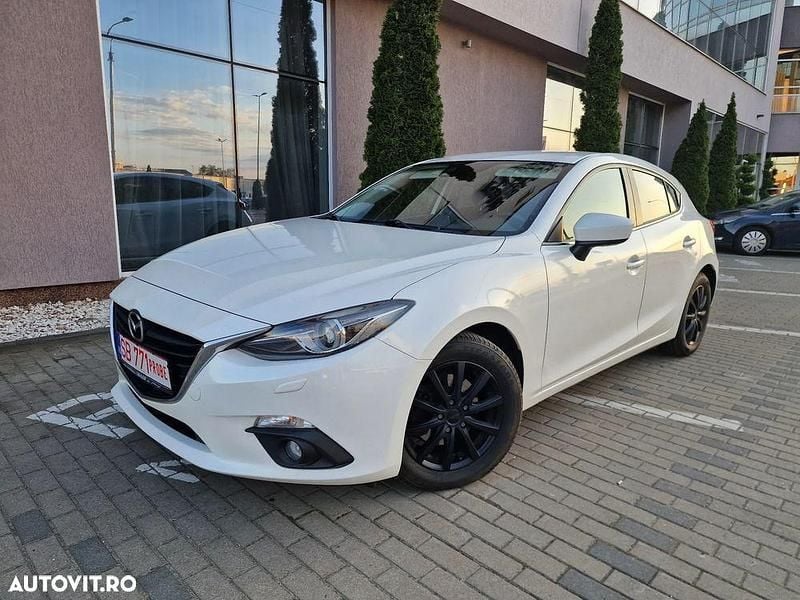 Culoarealb Utilizat 2015 Mazda 3 Black Limited Hatchback | 6.099 EUR (Preț bun) - Imagine 1/4