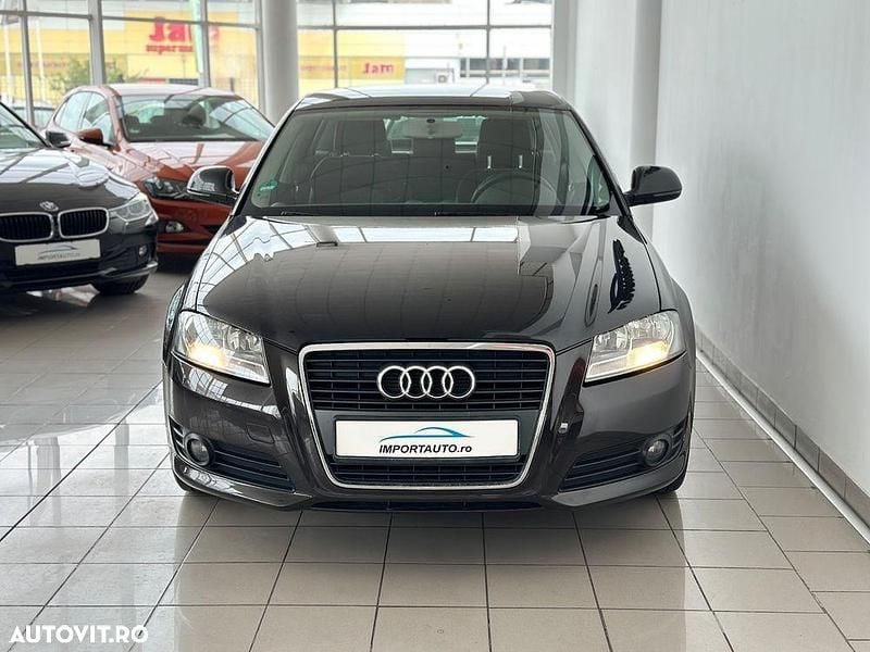 Second-hand Audi A3 Sportback Ambition 125 CP (91 kW) 2010 Gri Hatchback