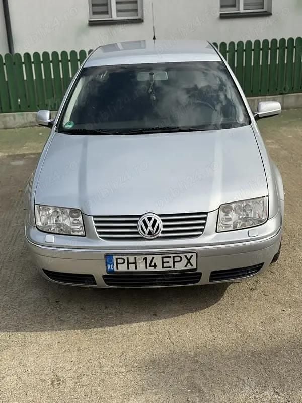 Gri Utilizat 2001 VW Bora Berlinǎ | 5.300 EUR - Imagine 1/4