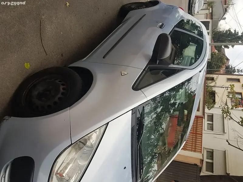 Gri Utilizat 2008 Mitsubishi Colt | 1.600 EUR - Imagine 1/4