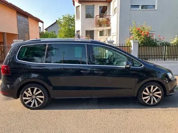 Negru Utilizat 2015 VW Sharan Monovolum | 17.900 EUR - Imagine 1/4