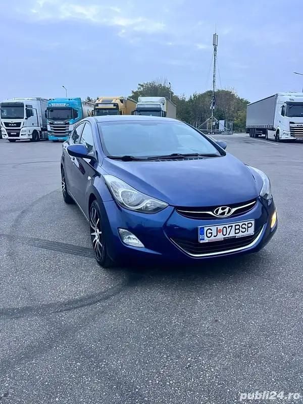 Utilizat 2012 Hyundai Elantra Berlinǎ | 5.950 EUR - Imagine 1/4