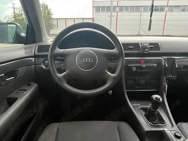 Utilizat 2004 Audi A4 Berlinǎ | 2.500 EUR (Preț OK) - Imagine 1/4