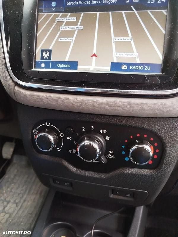 Culoarealbastru Utilizat 2012 Dacia Lodgy Lauréate Monovolum | 4.500 EUR (Preț OK) - Imagine 1/4