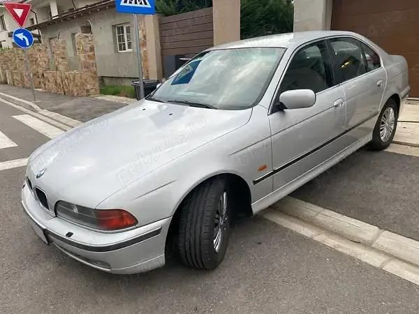 Argintiu Utilizat 2000 BMW 525 Berlinǎ | 3.700 EUR - Imagine 1/4