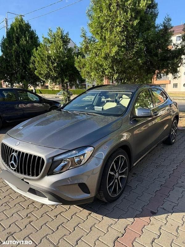 Culoaregri Utilizat 2015 Mercedes GLA200 SUV | 12.800 EUR (Preț OK) - Imagine 1/4