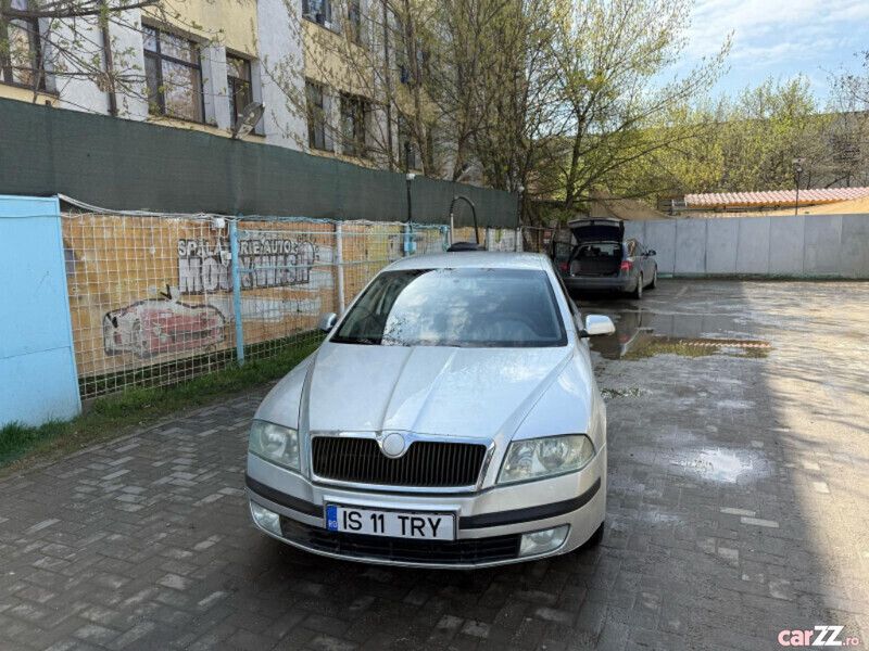 Utilizat 2007 Skoda Octavia Berlinǎ | 1.999 EUR (Preț OK) - Imagine 1/4