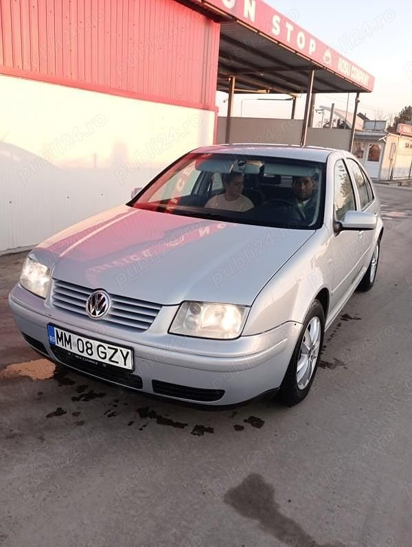 Utilizat 2000 VW Bora Berlinǎ | 950 EUR - Imagine 1/4