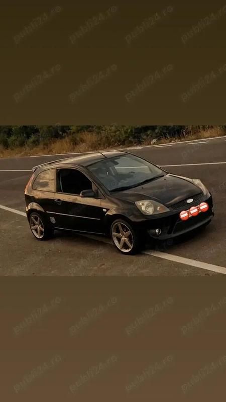 Utilizat 2008 Ford Fiesta ST Coupe | 2.200 EUR (Puțin scump) - Imagine 1/4