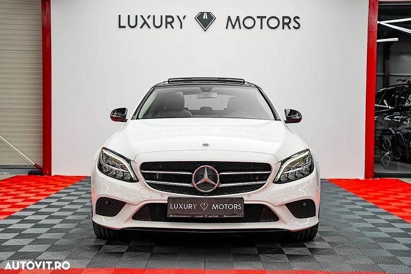 Second-hand Mercedes C220 194 CP (142 kW) 2019 Culoarealb Berlinǎ