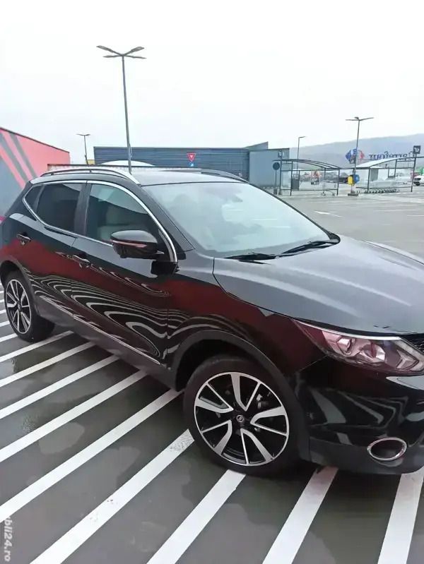 Negru Utilizat 2014 Nissan Qashqai Tekna+ SUV | 11.700 EUR (Puțin scump) - Imagine 1/4