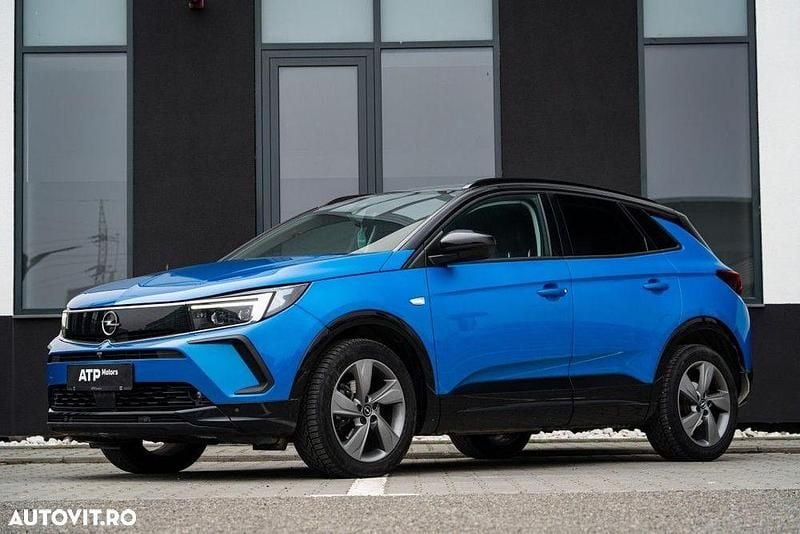 Second-hand Opel Grandland X 96 CP (70 kW) 2022 Culoarealbastru SUV