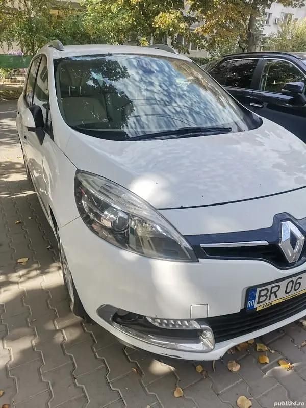 Utilizat 2013 Renault Grand Scénic III Monovolum | 5.300 EUR - Imagine 1/4