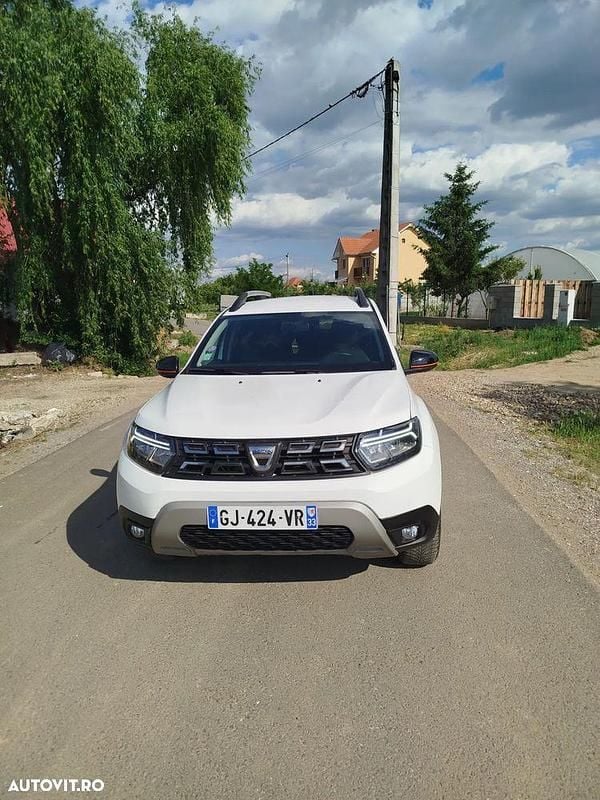 Culoarealb Utilizat 2022 Dacia Duster Extreme SUV | 13.990 EUR (Super Preț) - Imagine 1/4
