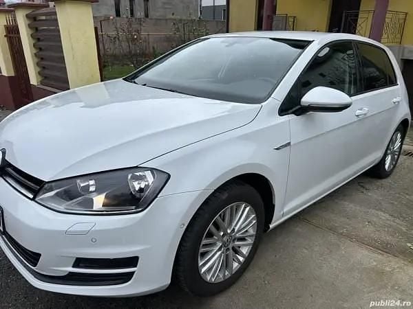 Alb Utilizat 2015 VW Golf VII Hatchback | 8.500 EUR (Preț OK) - Imagine 1/4