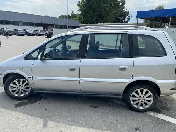 Second-hand Opel Zafira Elegance 97 CP (71 kW) 2004 Gri Monovolum