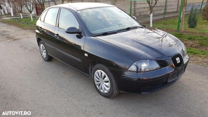 Utilizat 2004 Seat Ibiza Hatchback | 1.390 EUR (Super Preț) - Imagine 1/4