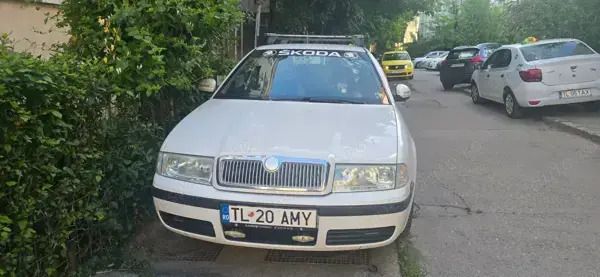 Utilizat 2010 Skoda Octavia Hatchback | 2.600 EUR - Imagine 1/4