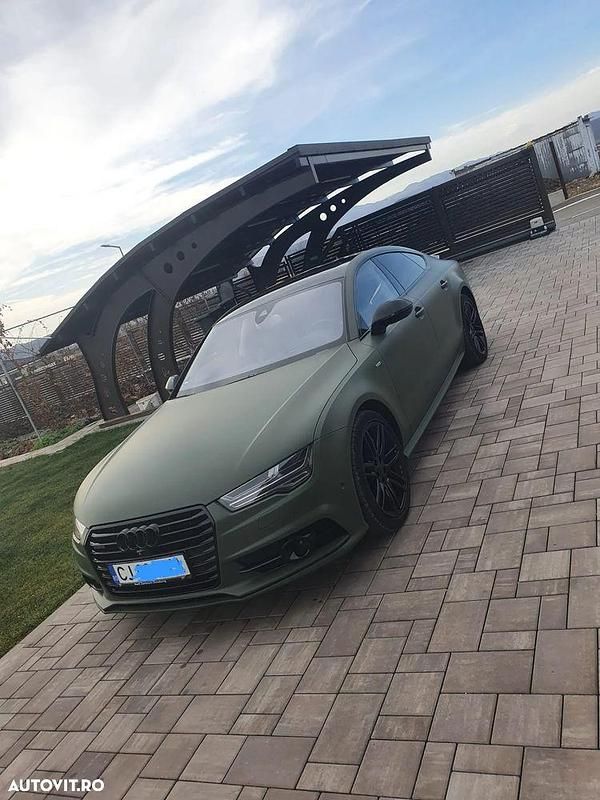 Verde Utilizat 2015 Audi A7 Competition Hatchback | 26.499 EUR (Scump) - Imagine 1/4
