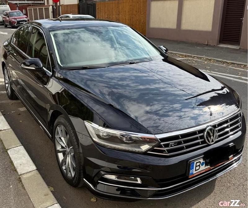 Utilizat 2018 VW Passat R-line Berlinǎ | 21.500 EUR (Puțin scump) - Imagine 1/4