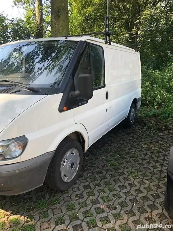 Second-hand Ford Transit 85 CP (62 kW) 2006 Van