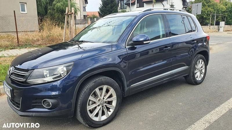 Culoarealbastru Utilizat 2013 VW Tiguan Track & Field SUV | 11.000 EUR (Super Preț) - Imagine 1/4