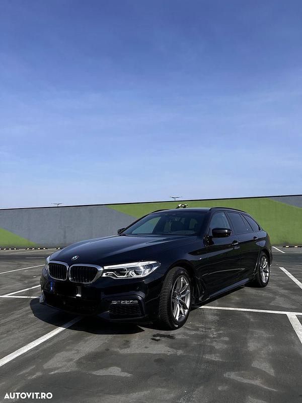 Negru Utilizat 2018 BMW 520 M Sport Break | 23.000 EUR (Puțin scump) - Imagine 1/4