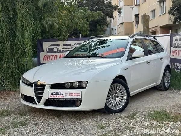 Albastru Utilizat 2010 Alfa Romeo 159 Break | 3.900 EUR (Scump) - Imagine 1/4