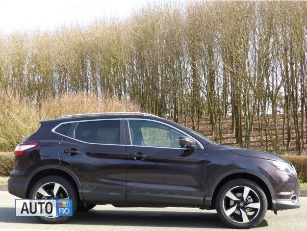 Violet Utilizat 2014 Nissan Qashqai SUV | 12.100 EUR (Preț OK) - Imagine 1/4