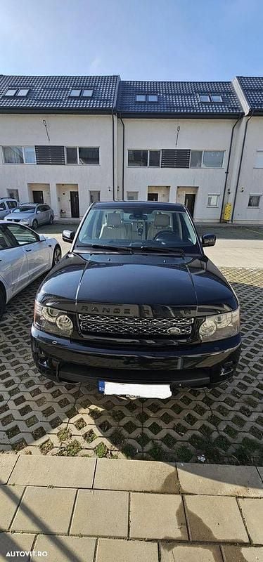 Culoarenegru Second-hand 2012 Land Rover Range Rover HSE SUV | 8.900 EUR (Preț bun) - Imagine 1/4