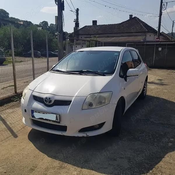 Second-hand Toyota Auris 116 CP (85 kW) 2008 Berlinǎ