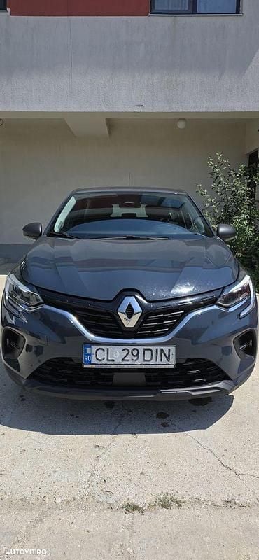 Second-hand Renault Captur Life 100 CP (73 kW) 2020 Culoarealbastru SUV