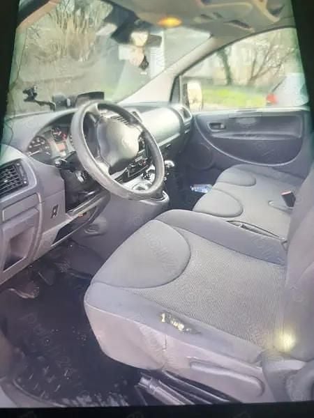 Second-hand Peugeot Expert 2015 Van