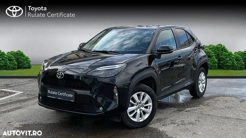 Second-hand Toyota Yaris Cross Eco 116 CP (85 kW) 2022 Culoarenegru SUV