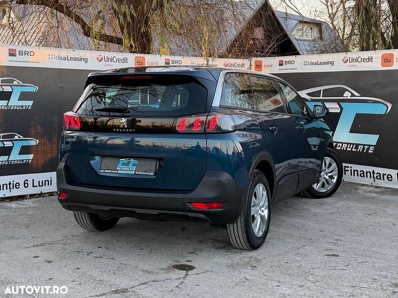Second-hand Peugeot 5008 Active 130 CP (95 kW) 2021 Culoarealbastru SUV