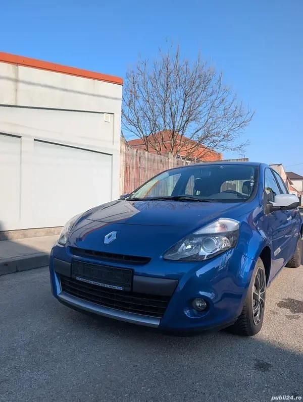 Utilizat 2009 Renault Clio II Berlinǎ | 2.100 EUR (Preț bun) - Imagine 1/4