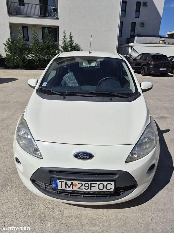 Second-hand Ford Ka 69 CP (50 kW) 2011 Culoarealb Hatchback
