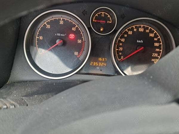 Utilizat 2006 Opel Astra Hatchback | 2.600 EUR (Puțin scump) - Imagine 1/4