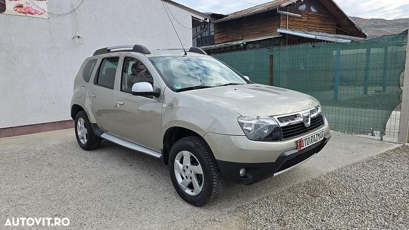 Culoarebej Utilizat 2012 Dacia Duster Prestige SUV | 7.450 EUR (Preț OK) - Imagine 1/4