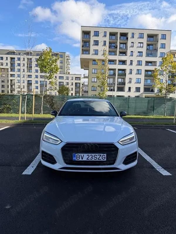 Alb Utilizat 2017 Audi A5 Coupe | 16.900 EUR (Preț OK) - Imagine 1/4