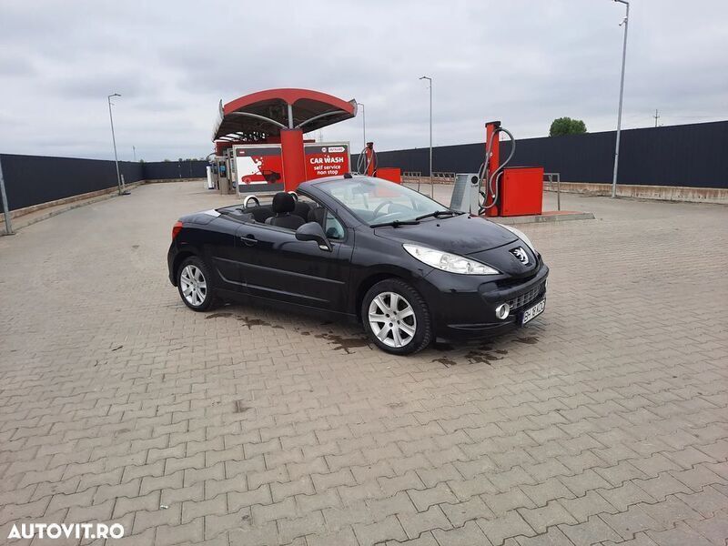 Negru Utilizat 2008 Peugeot 207 CC Cabrio | 2.750 EUR - Imagine 1/4