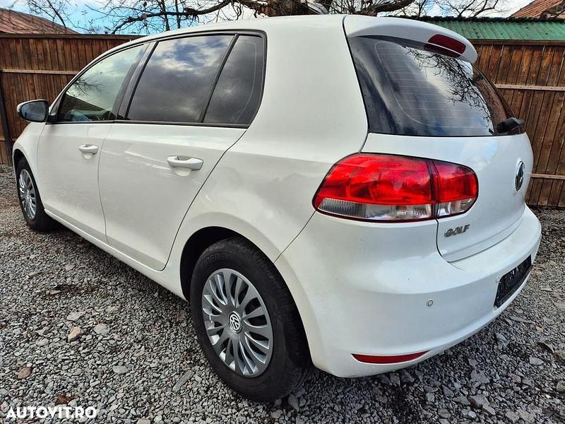 Second-hand VW Golf VI 80 CP (58 kW) 2009 Culoarealb Hatchback