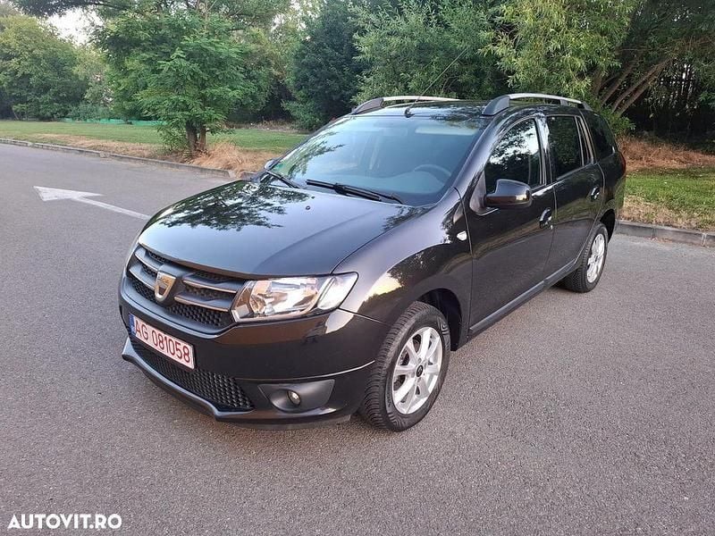 Negru Utilizat 2014 Dacia Logan Lauréate Berlinǎ | 5.900 EUR (Puțin scump) - Imagine 1/4