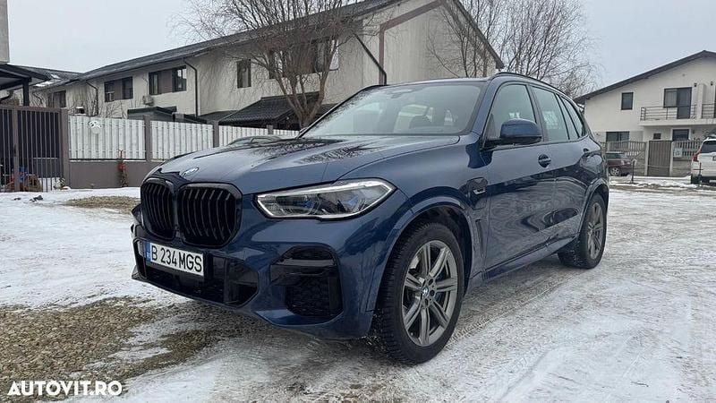 Culoarealbastru Second-hand 2021 BMW X5 Comfort Edition SUV | 44.649 EUR (Super Preț) - Imagine 1/4