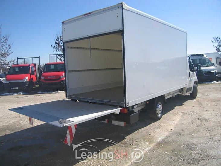 Alb Utilizat 2021 Peugeot Boxer Van | 22.970 EUR - Imagine 1/4