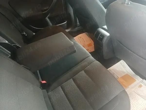 Second-hand VW Golf VI 140 CP (102 kW) 2011 Hatchback